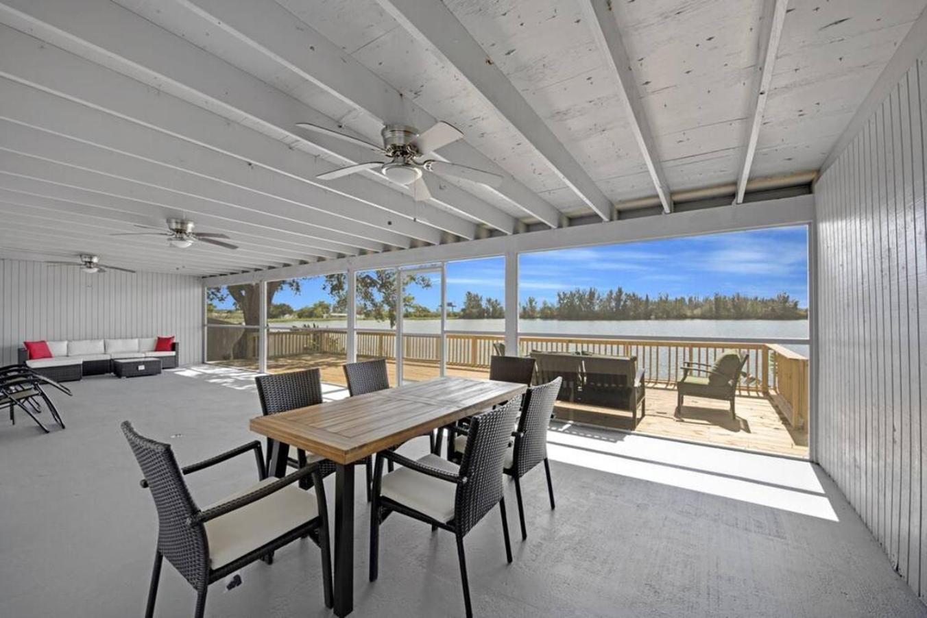 Lake House Unit 1 By Pmi Davie Esterno foto